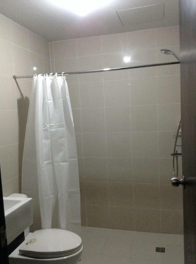 Cubao Manhattanheights Unit 11A Tower B, 2Br มะนิลา ภายนอก รูปภาพ