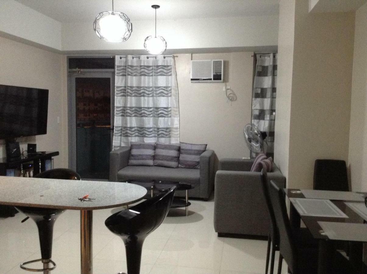 Cubao Manhattanheights Unit 11A Tower B, 2Br มะนิลา ภายนอก รูปภาพ