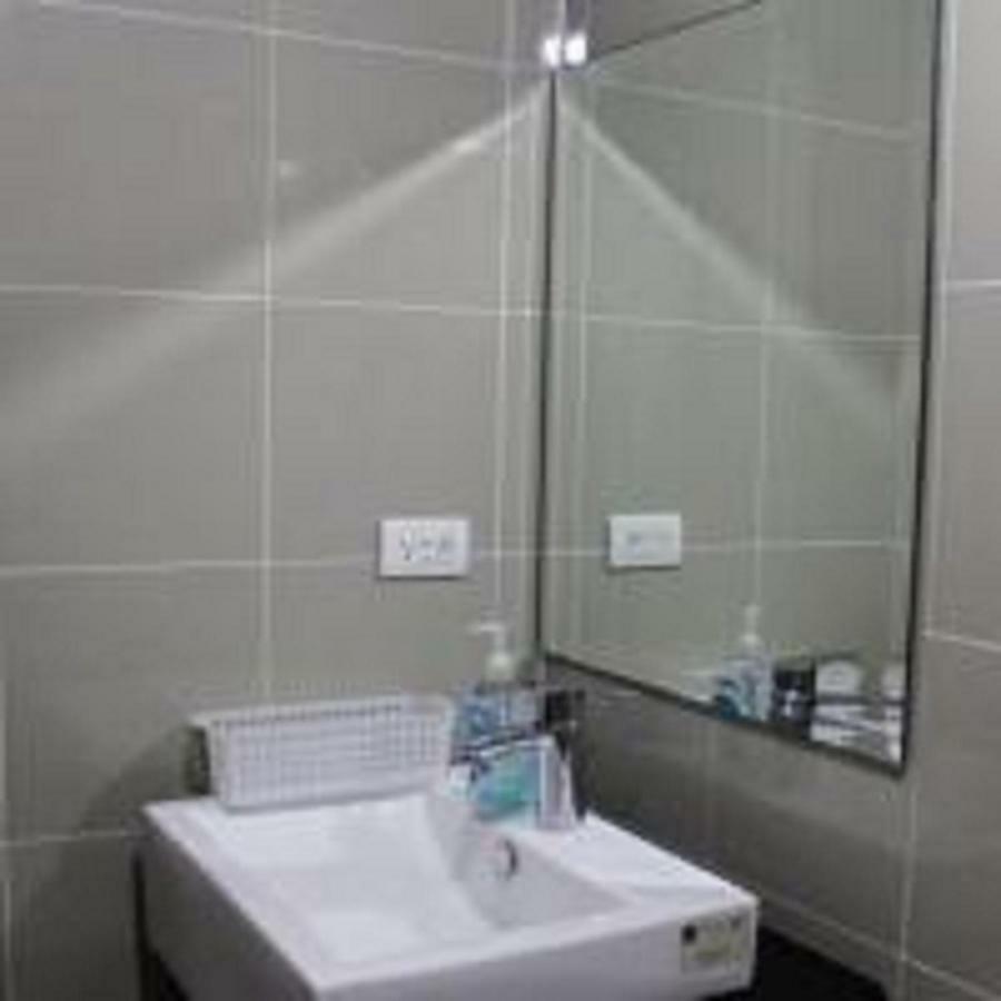 Cubao Manhattanheights Unit 11A Tower B, 2Br มะนิลา ภายนอก รูปภาพ