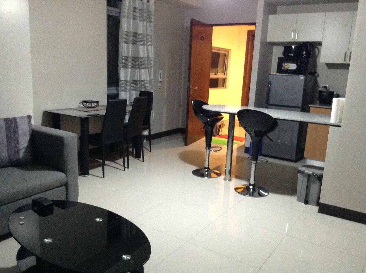 Cubao Manhattanheights Unit 11A Tower B, 2Br มะนิลา ภายนอก รูปภาพ