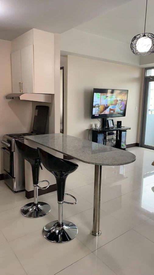 Cubao Manhattanheights Unit 11A Tower B, 2Br มะนิลา ภายนอก รูปภาพ